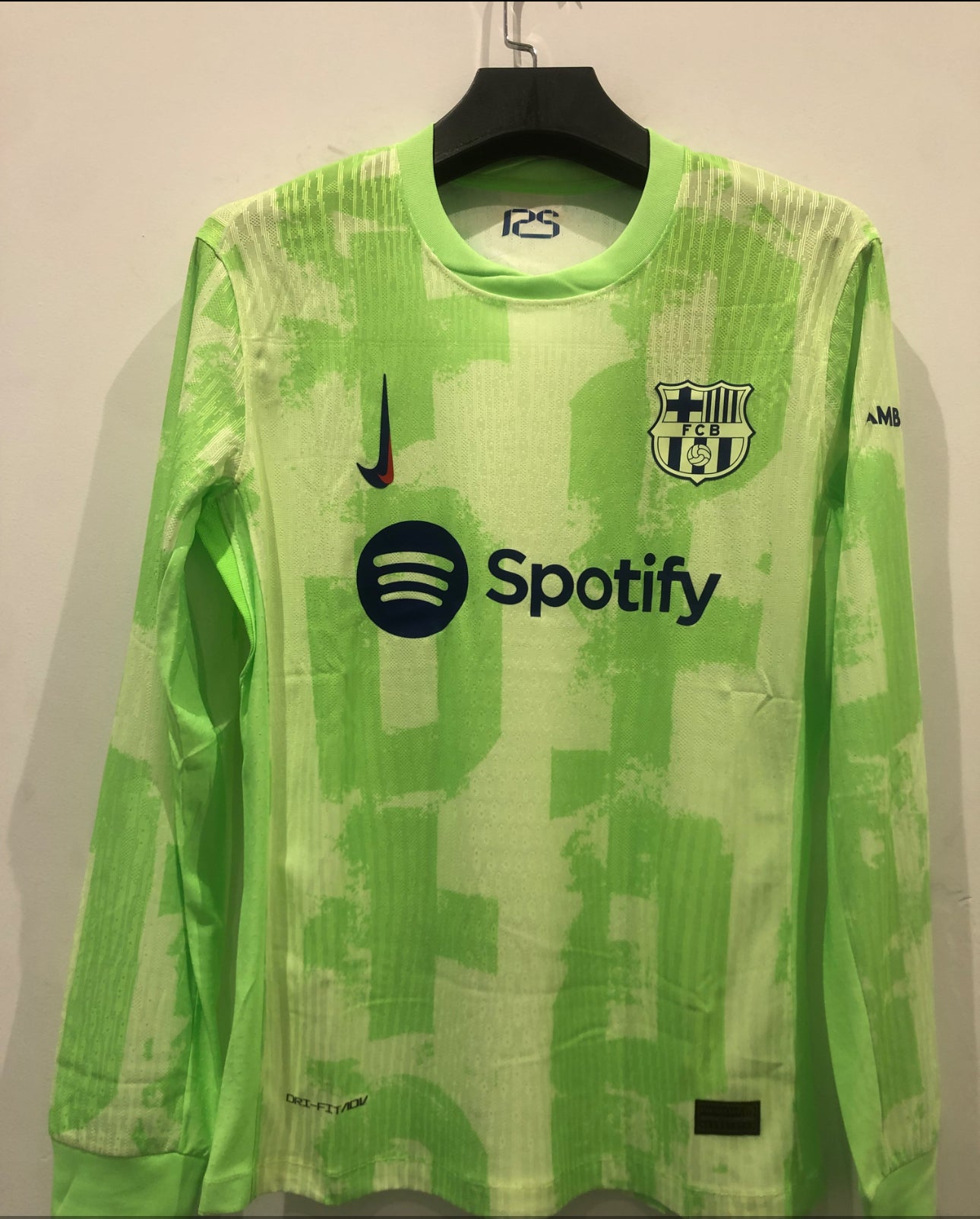 Maillot Barcelone  manches longues 2026