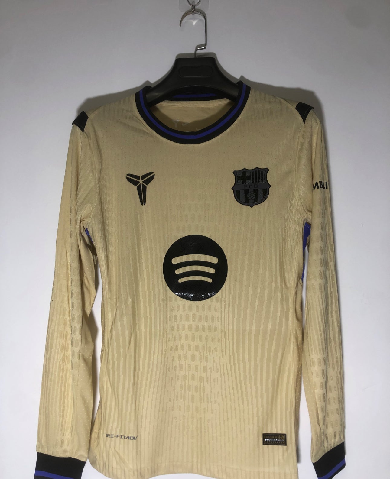 Maillot Barcelone manches longues 2026