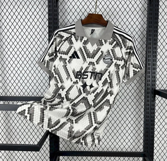 Maillot Bayern Munich édition BSTN