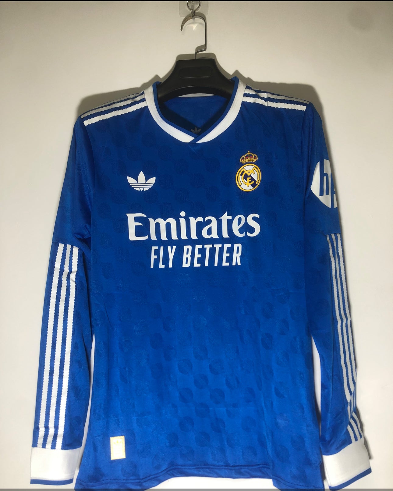 Maillot Real Madrid manches longues 2026