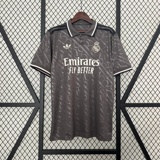 Maillot real Madrid 2024/2025